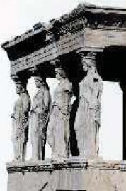 3. Το Ερέχθειο. Oι Καρυάτιδες κρατούν με το κεφάλι τους τη στέγη του ναού.