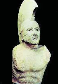 2. Άγαλµα Σπαρτιάτη πολεµιστή (Αρχαιολογικό Μουσείο Σπάρτης)