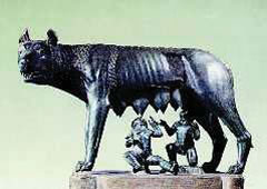 4. Ρέμος και Ρωμύλος, τα δύο μωρά που μεγάλωσαν πίνοντας το γάλα της λύκαινας (Ρώμη, Μουσείο Καπιτωλίου).