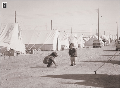 Καταυλισμός προσφύγων μετά την τουρκική εισβολή, φωτ. Αρχείο Γραφείου Τύπου και Πληροφοριών της Κυπριακής Δημοκρατίας