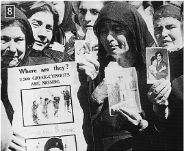 Οι γυναίκες της Κύπρου σε ειρηνική διαμαρτυρία για τους αγνοουμένους της τουρκικής εισβολής