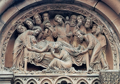 Η κοίμηση της Θεοτόκου. Γλυπτό από τον καθεδρικό ναό του Στρασβούργου (13ος αι.).