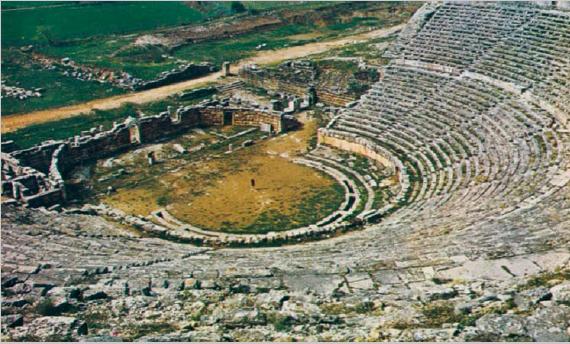 Το αρχαίο θέατρο της Δωδώνης
