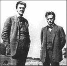 Οι Ά. Μπεργκ και Ά. Βέμπερν υπήρξαν 

μαζί με τον Α. Σαίνμπεργκ οι συνθέτες 

που δημιούργησαν τη 

«Δεύτερη Σχολή της Βιέννης».
