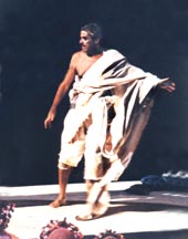 Mενέλαος (Λ. Bογιατζής, Θέατρο του Nότου, 1996, σκην. N. Xουβαρδάς)