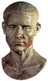 Προτομή πιθανώς του Σύλλα (1ος αι. π.Χ.). Ο Σύλλας ήταν πολιτικός αντίπαλος τον Μάριον και κύριος υποστηρικτής των αριστοκρατικών. Είναι γνωστός ιδιαίτερα για το μέτρο των προγραφών με το οποίο εξόντωσε τους πολιτικούς του αντιπάλους. (Βενετία, Αρχαιολογικό Μουσείο)