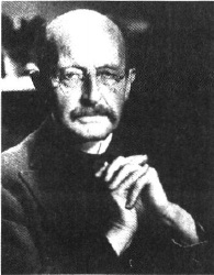 Εικ. 7.1 Max Planck (1858-1947). Γερμανός, θεμελιωτής της κβαντικής θεωρίας. Νόμπελ Φυσικής 1918. Η ζωή του σημαδεύτηκε από το θάνατο των τεσσάρων παιδιών του στη διάρκεια των δύο παγκοσμίων πολέμων. Αν και ανοιχτά αντίθετος στο ναζιστικό καθεστώς παρέμεινε στη Γερμανία γεγονός που του στοίχισε σε διώξεις μέχρι το τέλος του Β' παγκοσμίου πολέμου. 