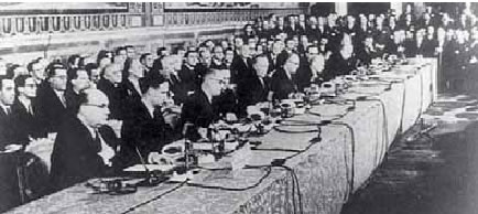 1. Η υπογραφή της συνθήκης της Ρώμης, 25 Μαρτίου 1957.